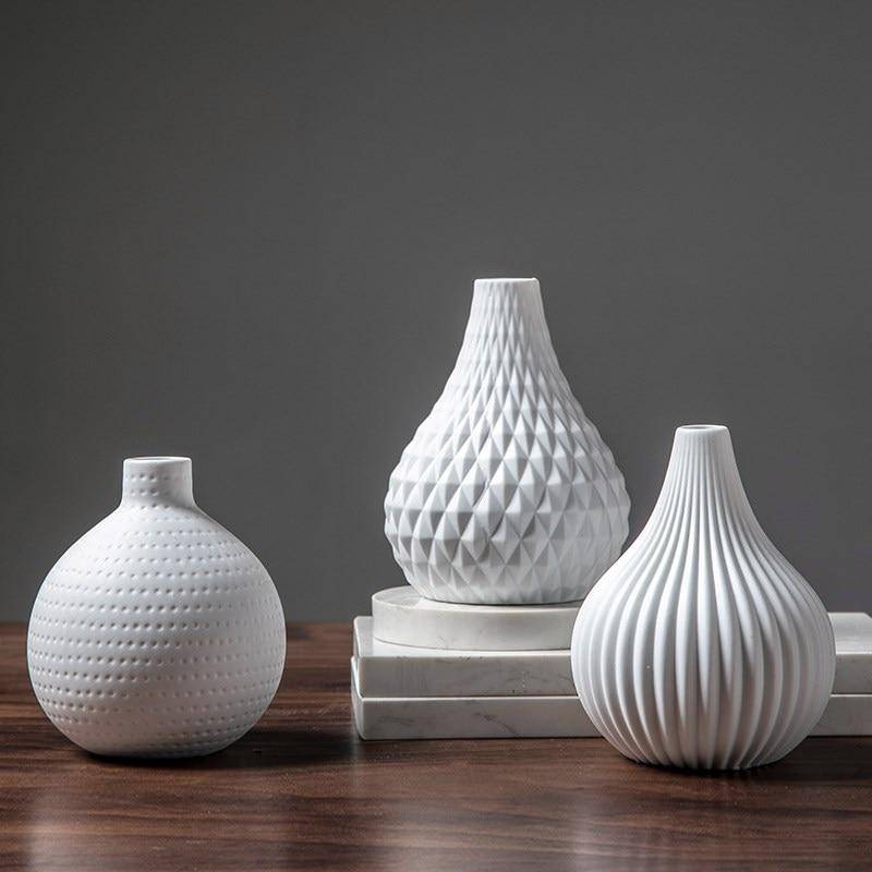 Ceramic plant vase