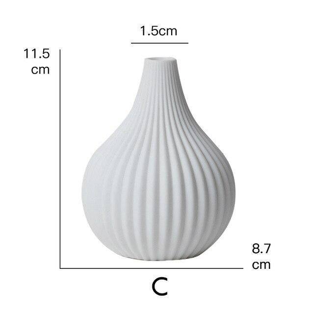 Ceramic plant vase