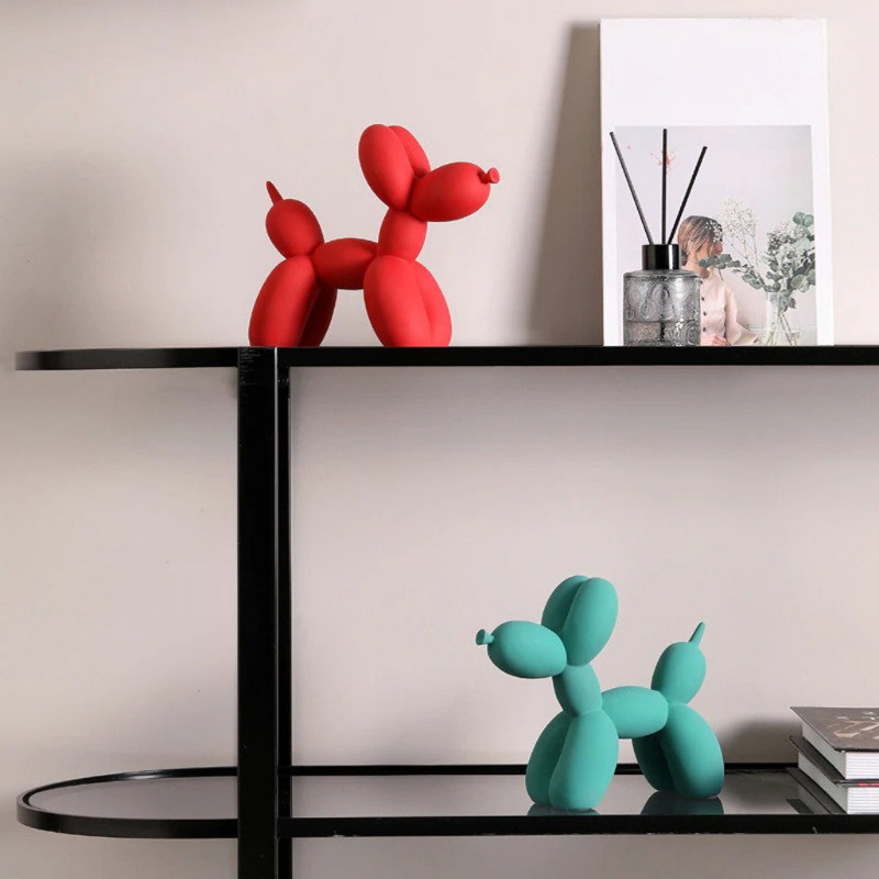 Dog balloon figure